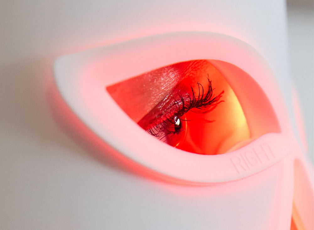 Baxter_Blue_Red_Light_Therapy_Face_Mask_on woman showing eye cutouts