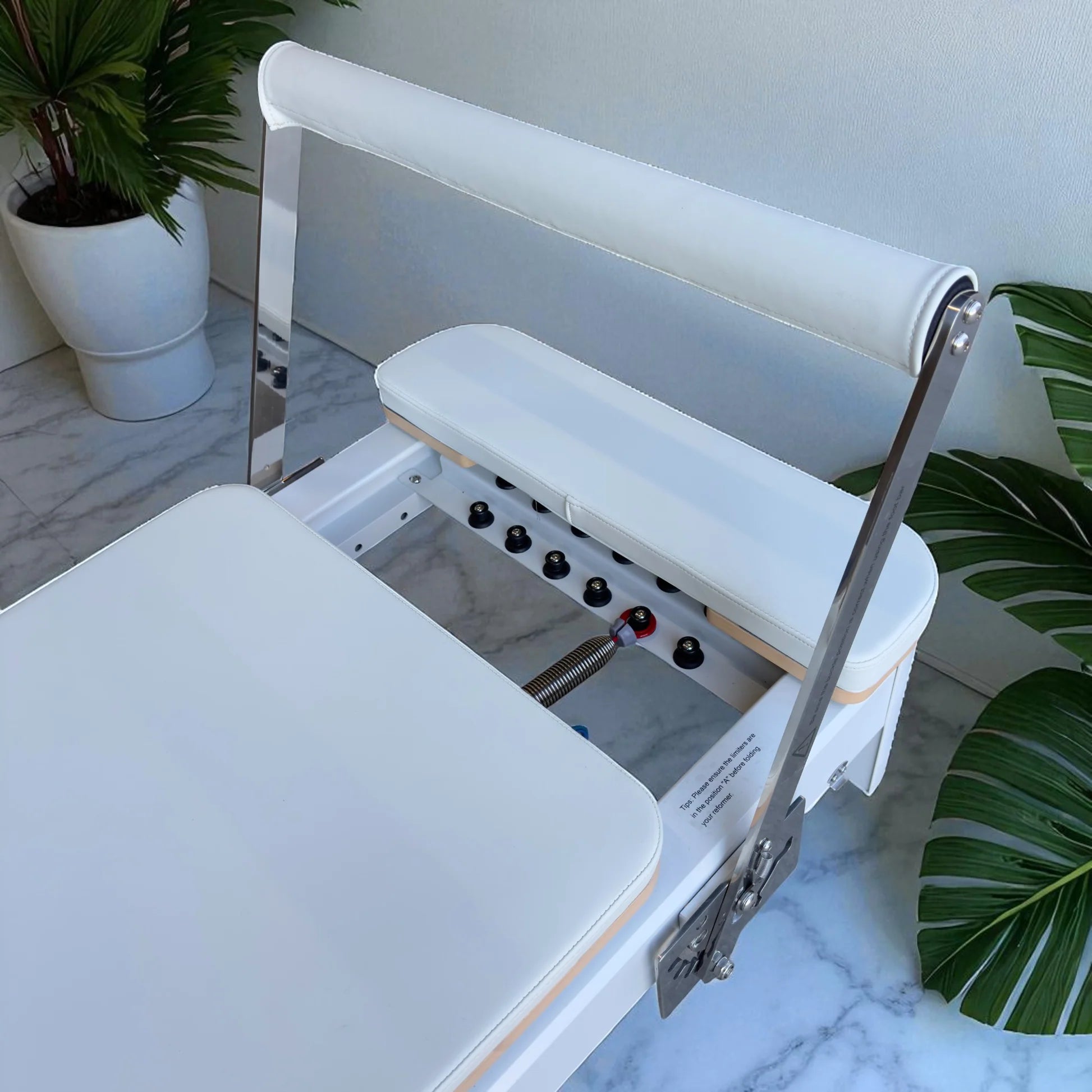 Pearl_Foldable_V2 Premium Footbar in Creme