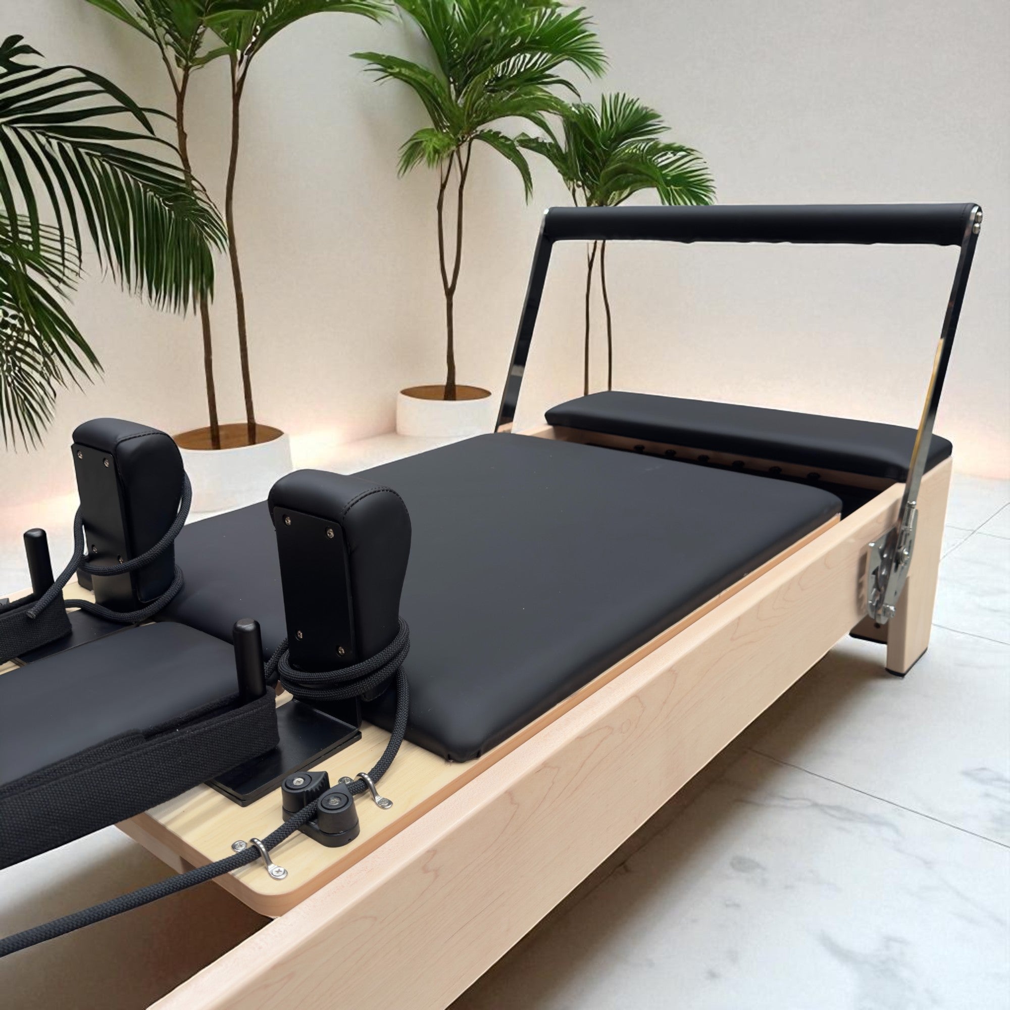 Undercarriage glide system with low friction bearings Maple Studio V2 original